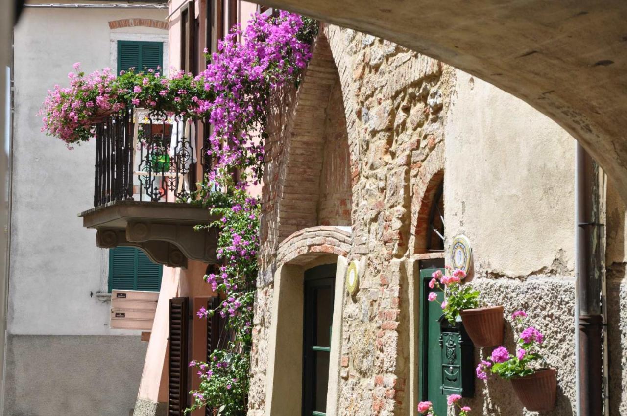 Le Logge Casa Vacanze Montepescali 외부 사진